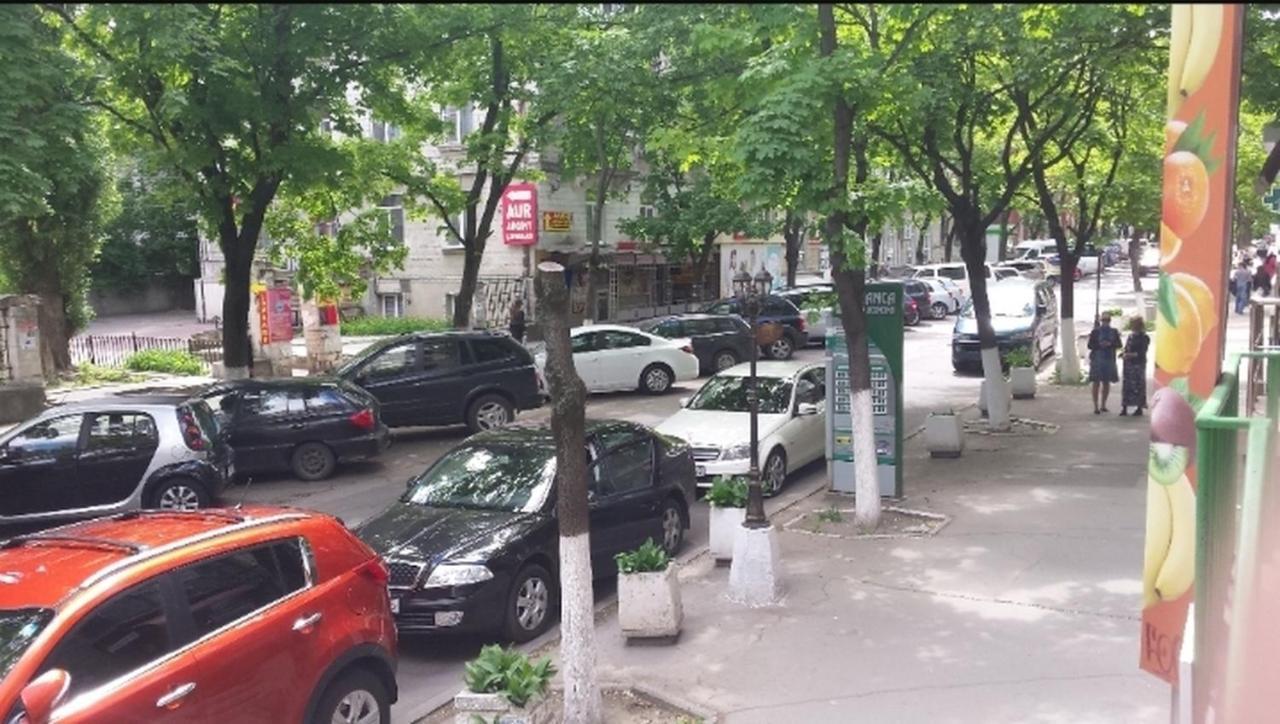Ultracentral Armeneasca Street Chisinau Exterior foto